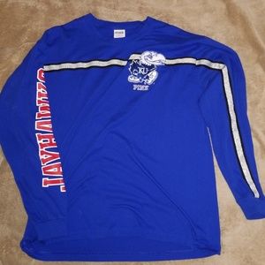 💥1/2 off bundles💥 VS Pink Kansas l/s tee